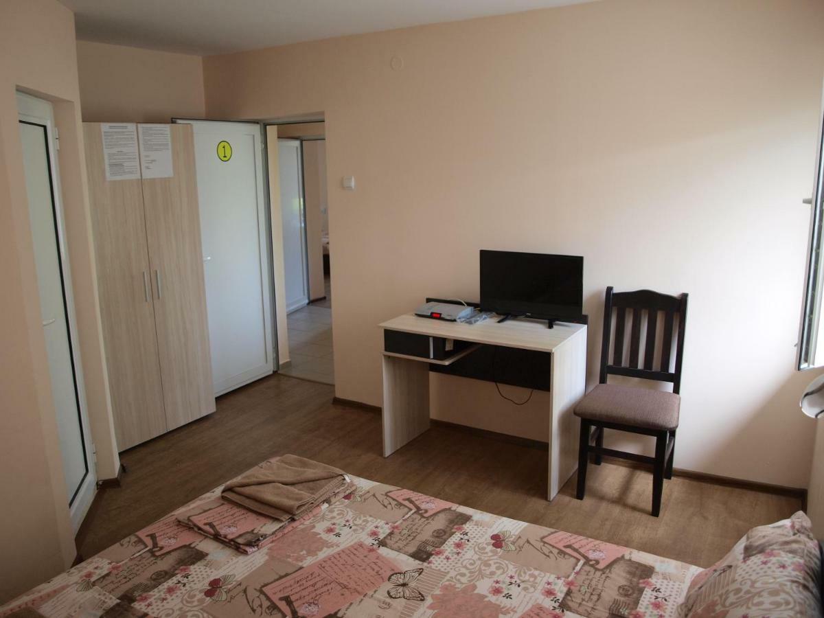 Nadya Holiday Home Krapets  Εξωτερικό φωτογραφία